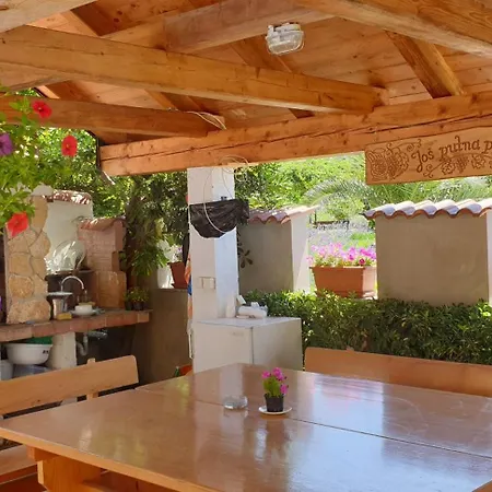 Apartament Snjezana 8 Supetarska Draga