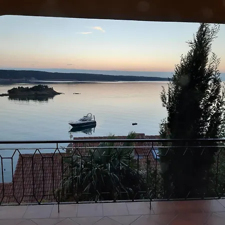 Snjezana 8 Supetarska Draga