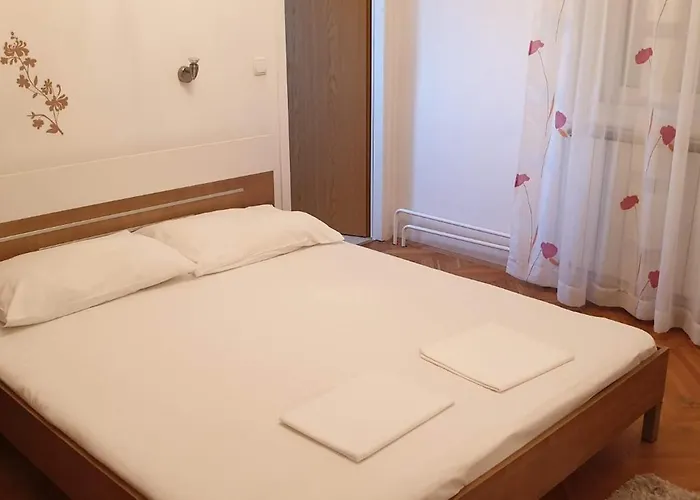 Appartement Snjezana 8 Supetarska Draga