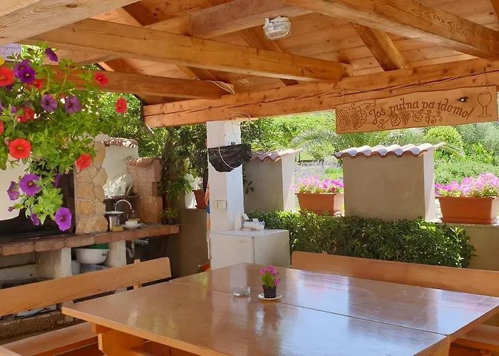 Appartement Snjezana 8 Supetarska Draga