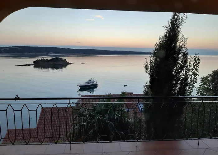 Snjezana 8 Supetarska Draga